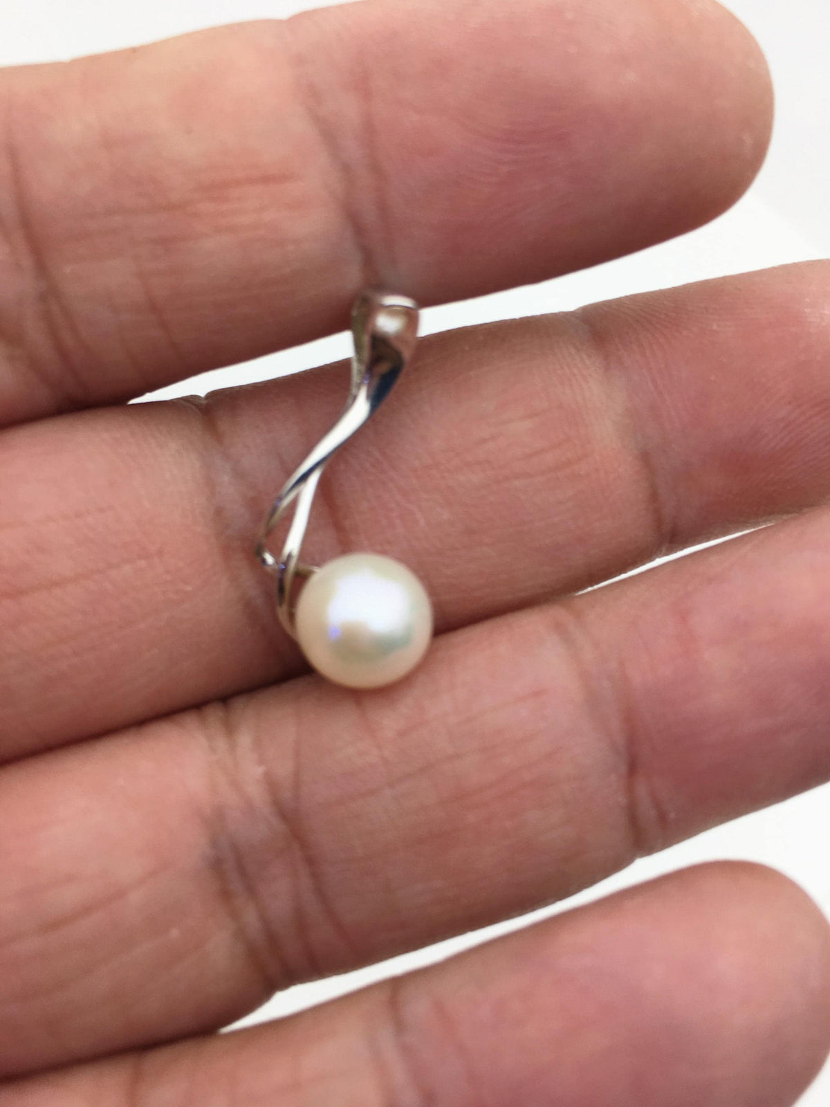 AAA 9mm White Round Pearl Pendant, natural color pearl,pearl necklace - NC1-T30