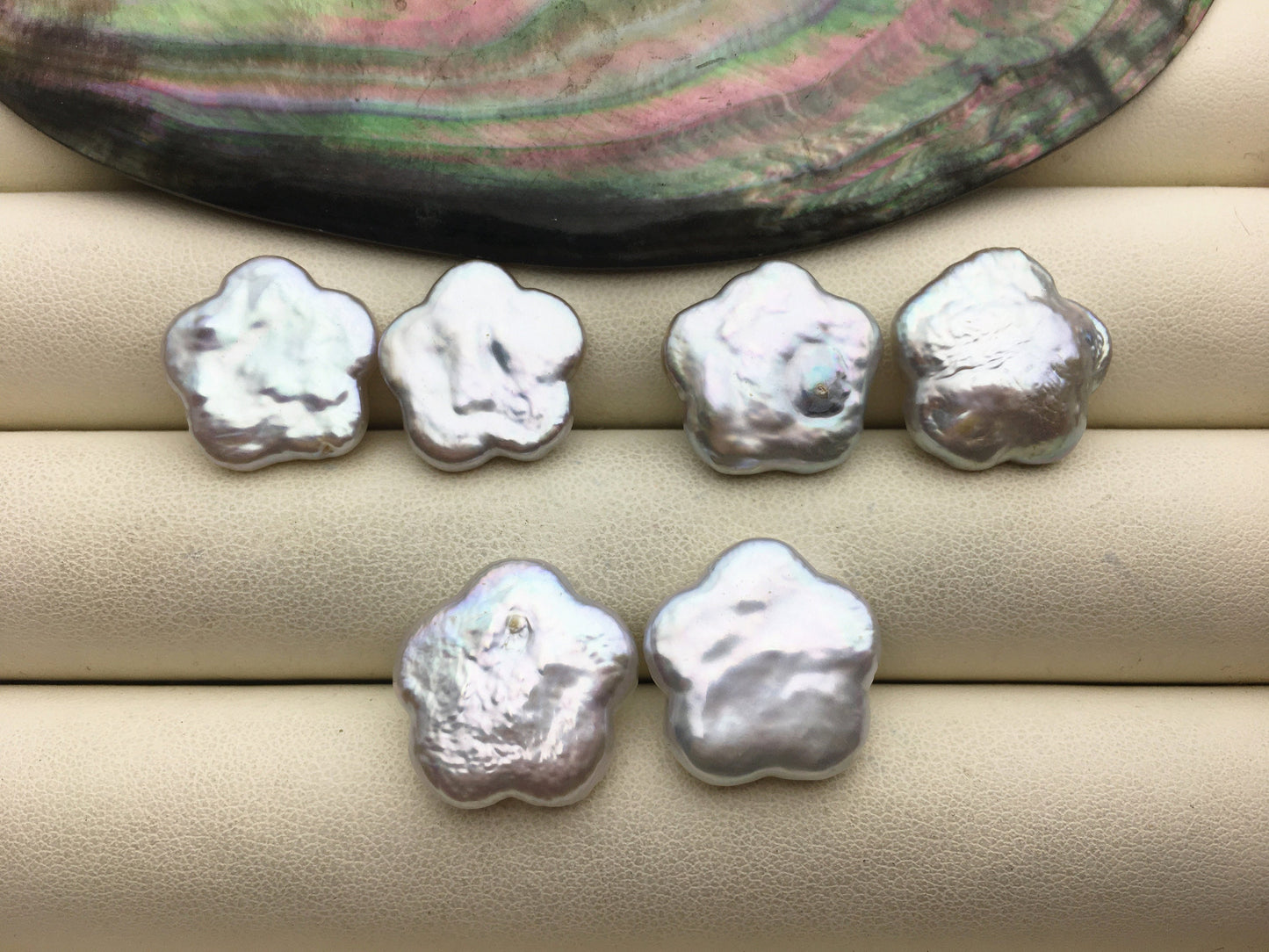 1 pair AA+ 16-17mm White Plum blossom Shape Freshwater Pearl White loose Beads Pair,0.9mm top half hole,ZS-103-37-17