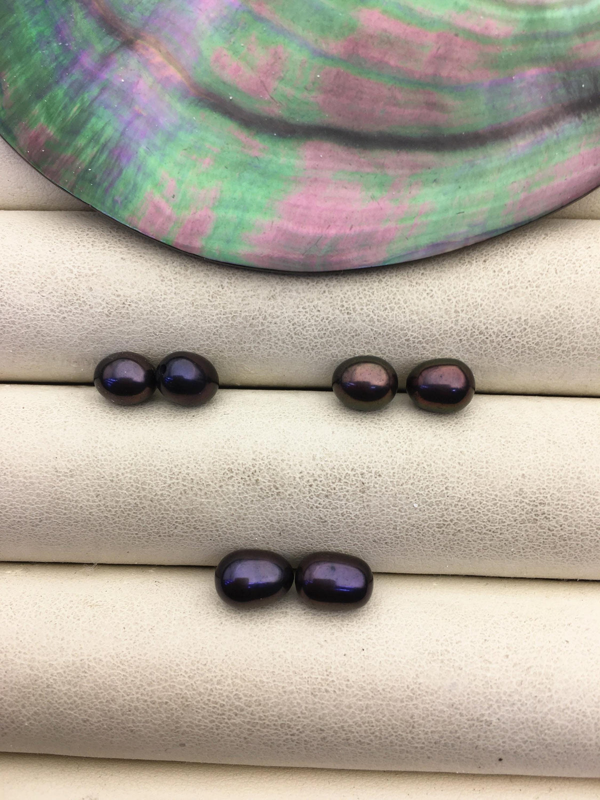 2 pairs AAA 6-6.5mm black rice freshwater pearls pairs,half hole,LR6-3A-1