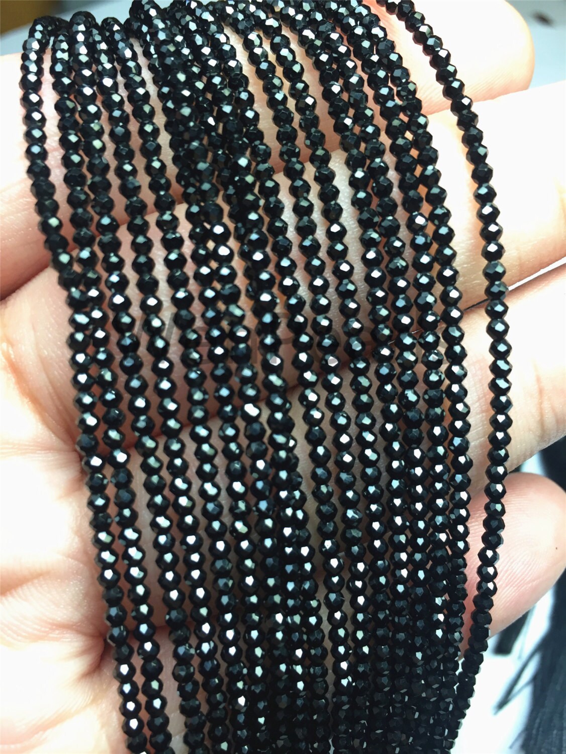 AAA 2mmx2mm Very High Luster Black Spinel Round Faceted, 15.5 inch,one strand,Semi Precious stone,SP-R2-002