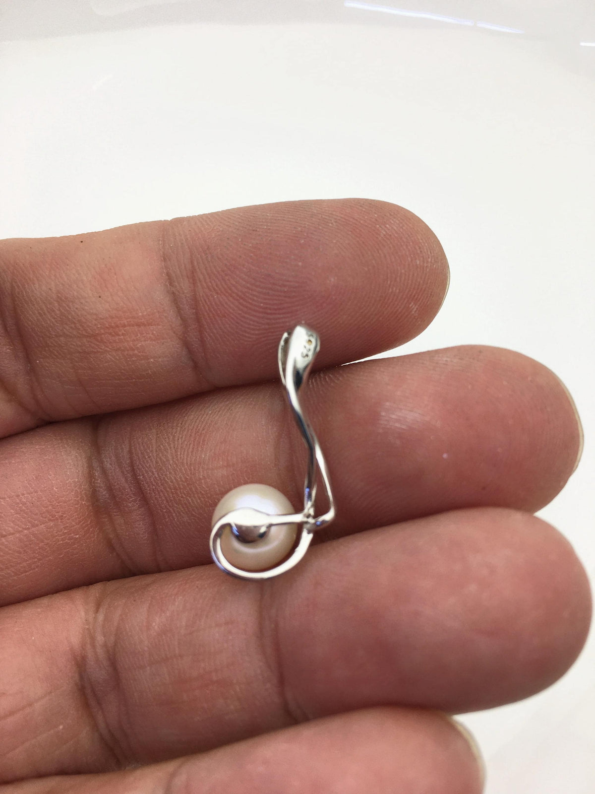 AAA 9mm White Round Pearl Pendant, natural color pearl,pearl necklace - NC1-T30