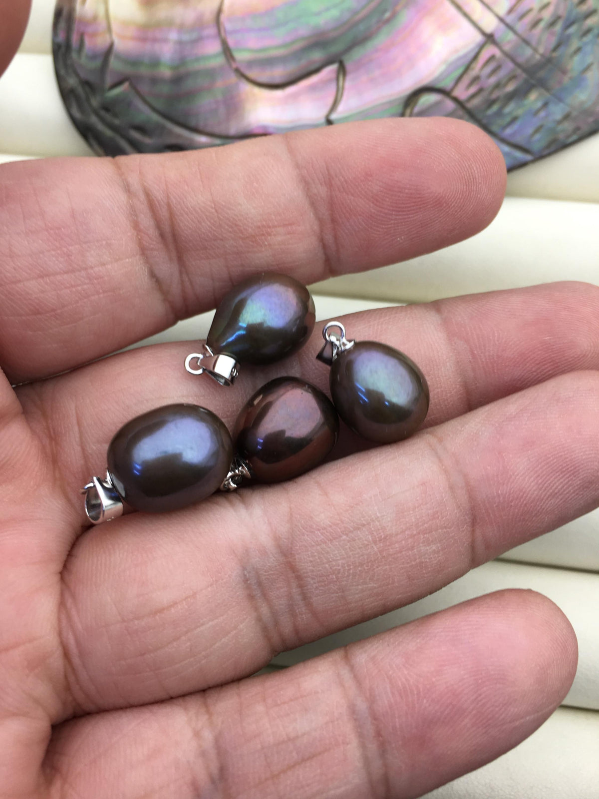 2pcs AAA 10-11.5mm big black brown pearl pendant , Oval Rice Pearl necklace- NC1-T41