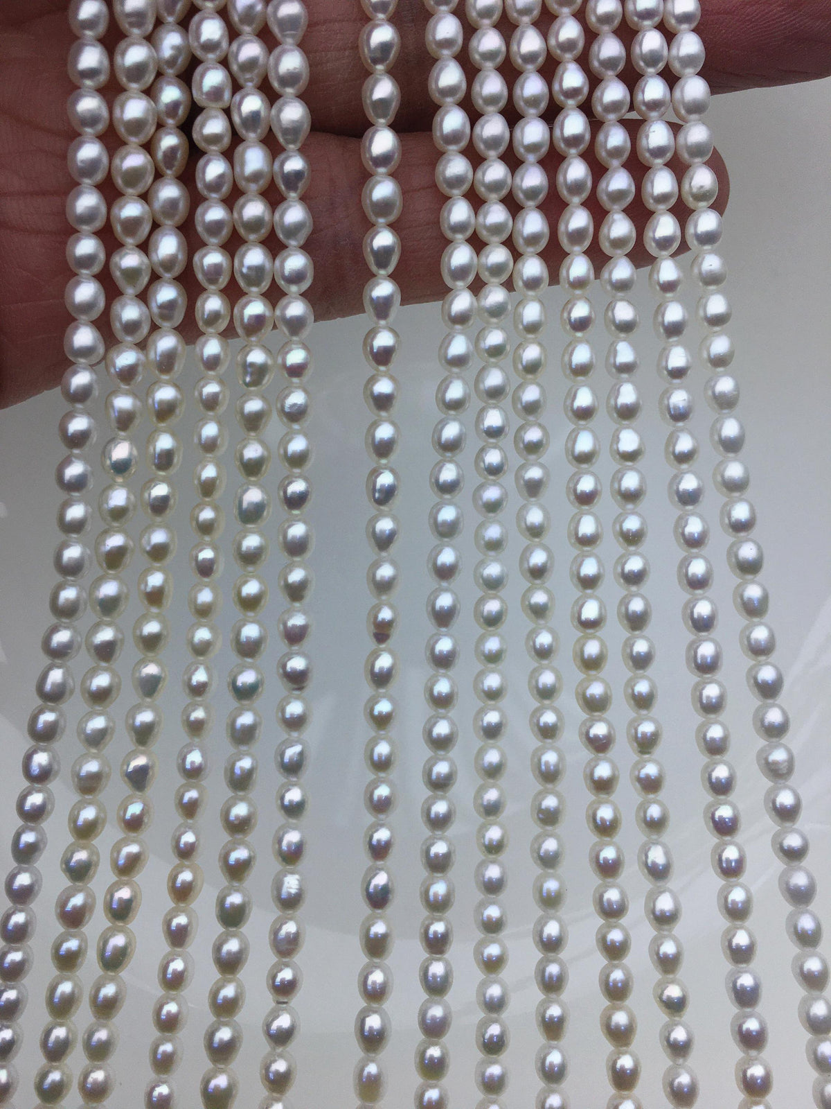 AAA 3.5-4x4-5mm white short rice pearls,full strand,oval loose pearl beads,diy pearl beads,genuine pearl,Cultured pearl,LR3-3A-33