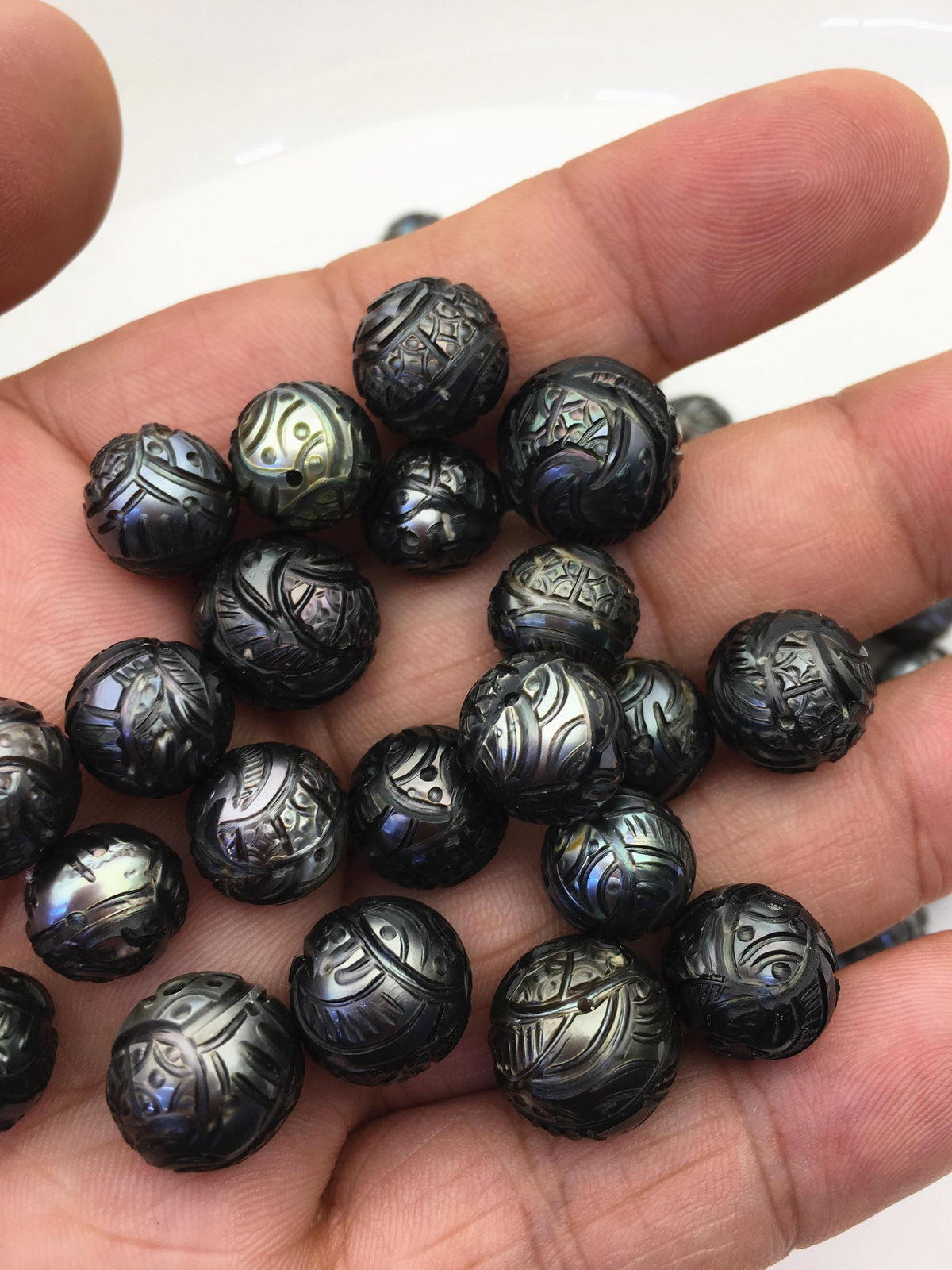 1pc AA 10-14 Black Near Round Carved Tahitian Pearl - Hand Carved - Tattoo Pearls, carved pearls, flower design,through hole,CAC-FLW-9-2