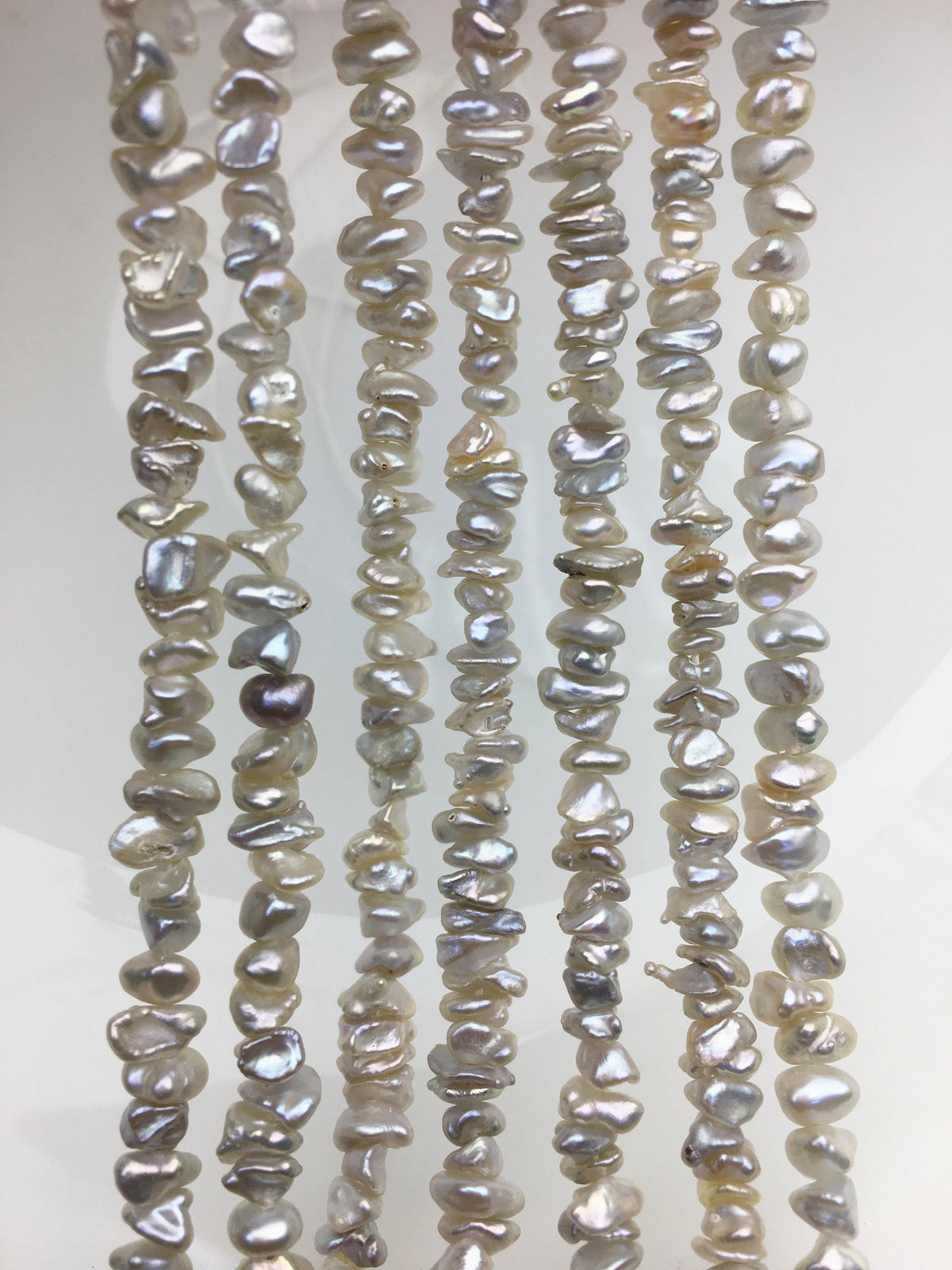 AAA 4-5mm Natural Gray White Keshi Freshwater pearls,Center drilled,ZS-128-2