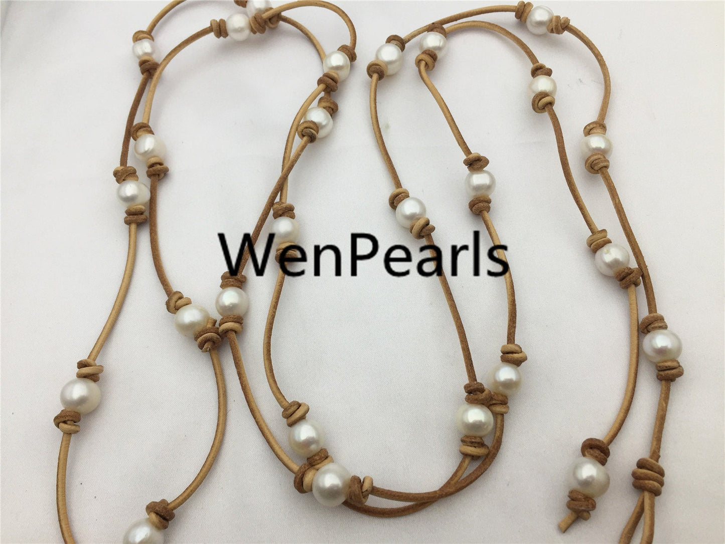 Freshwater Pearl and Leather Necklace,long leather necklace,Light Brwon,Tan Leather Pearl necklace,Leather pearl necklace,Le3-050