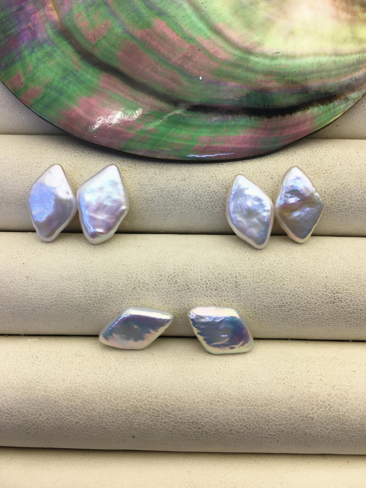 2 pairs AAA 9-10x15-17mm White Diamond Shape Freshwater Pearl White loose Beads Piar,wholesale,ZS-103-37-55