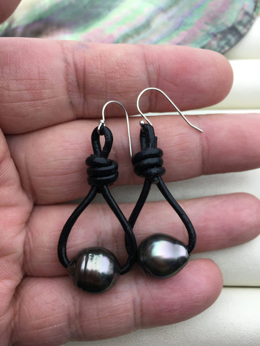 Big Green Black Tahitian Sea Pearl and Leather dangle Earrings- Real leather - Select Leather Color - Le51-008