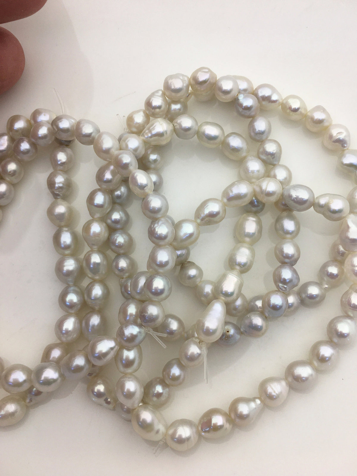 High Luster!2pcs 7 inchs AA+ 6-7mm White Baroque Rice Freshwater Akoya pearl Elastic string Bracelet,B8-003-4