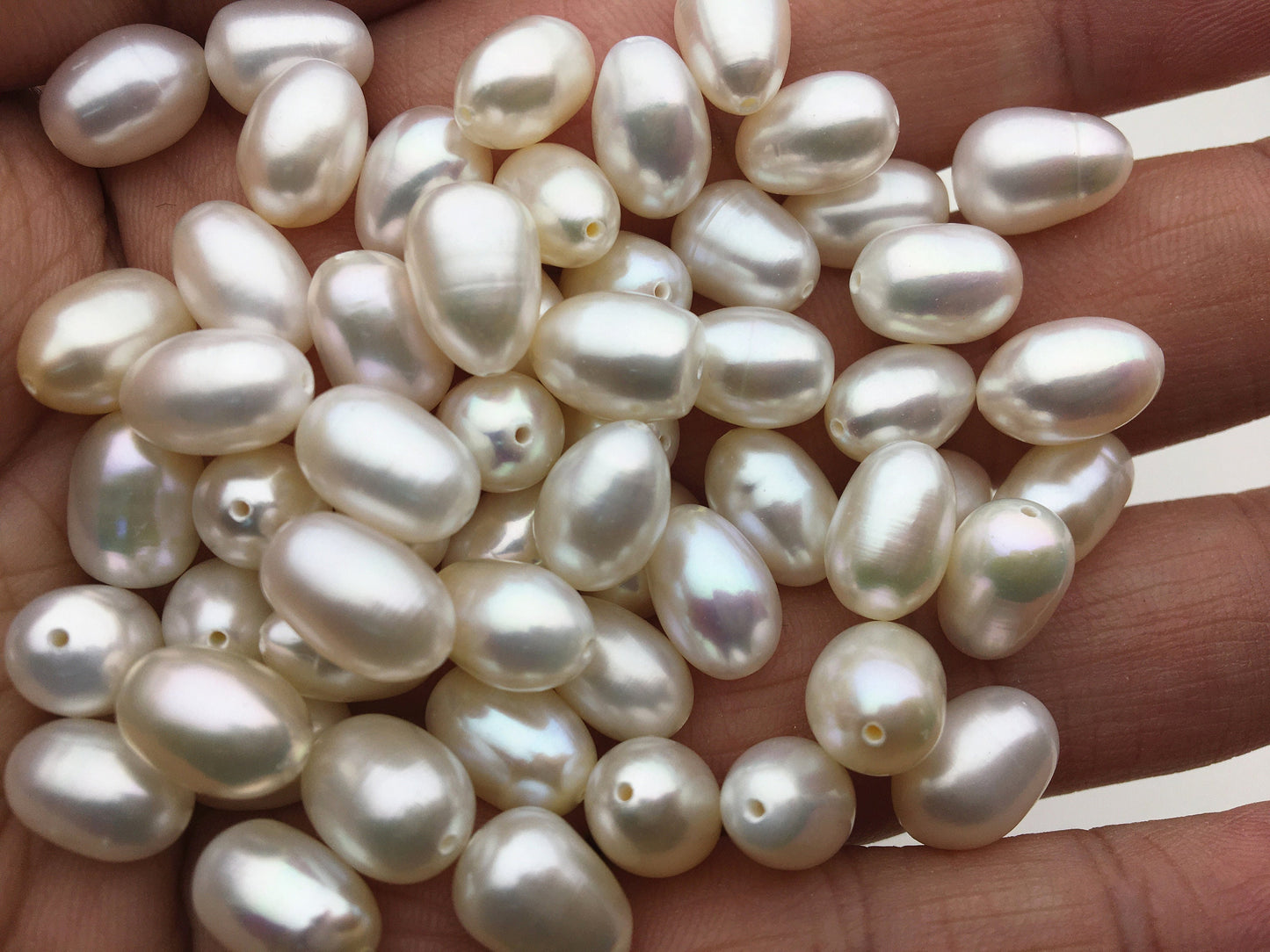 30pcs AAA 7.3-8.3mmx10.5-11.5mm LONG white rice freshwater pearls,white oval pearl,for make dangle pearl earrings,LR8-3A-5-1
