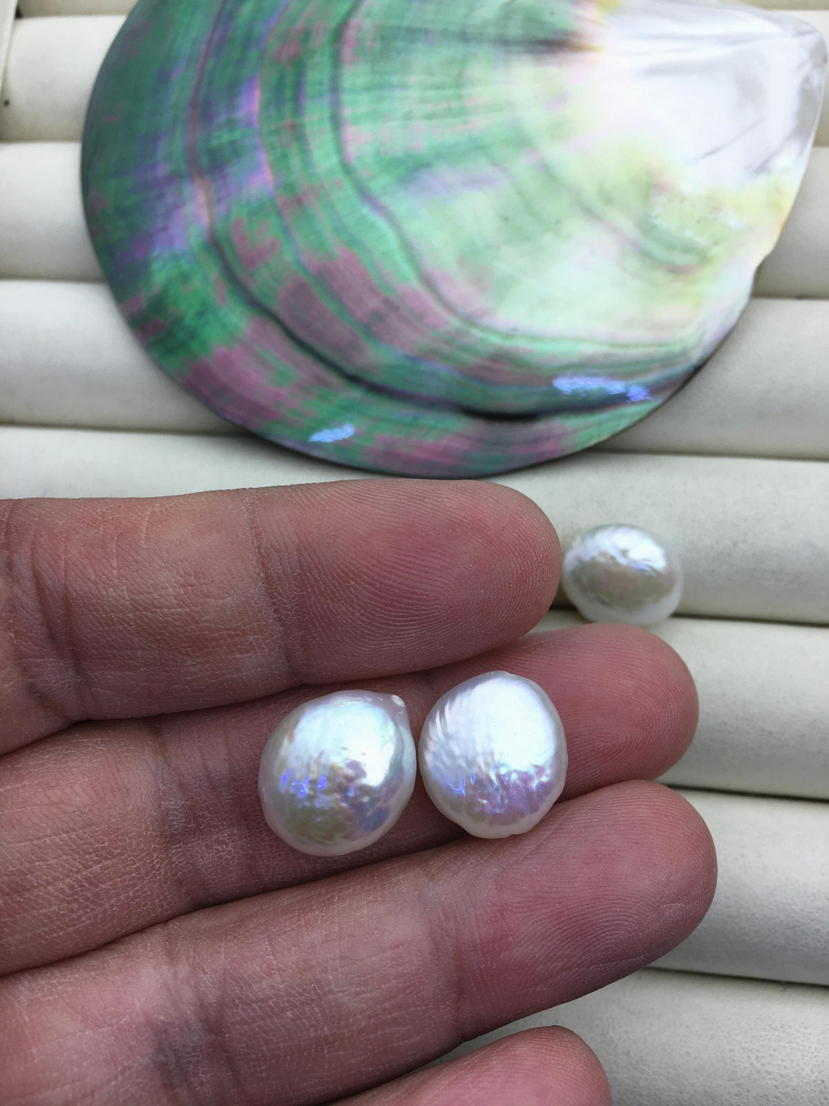 2 pairs AAA 13-14mm White Thick Coin Freshwater Pearl White loose Beads Pair,top half hole,ZS-103-37-24