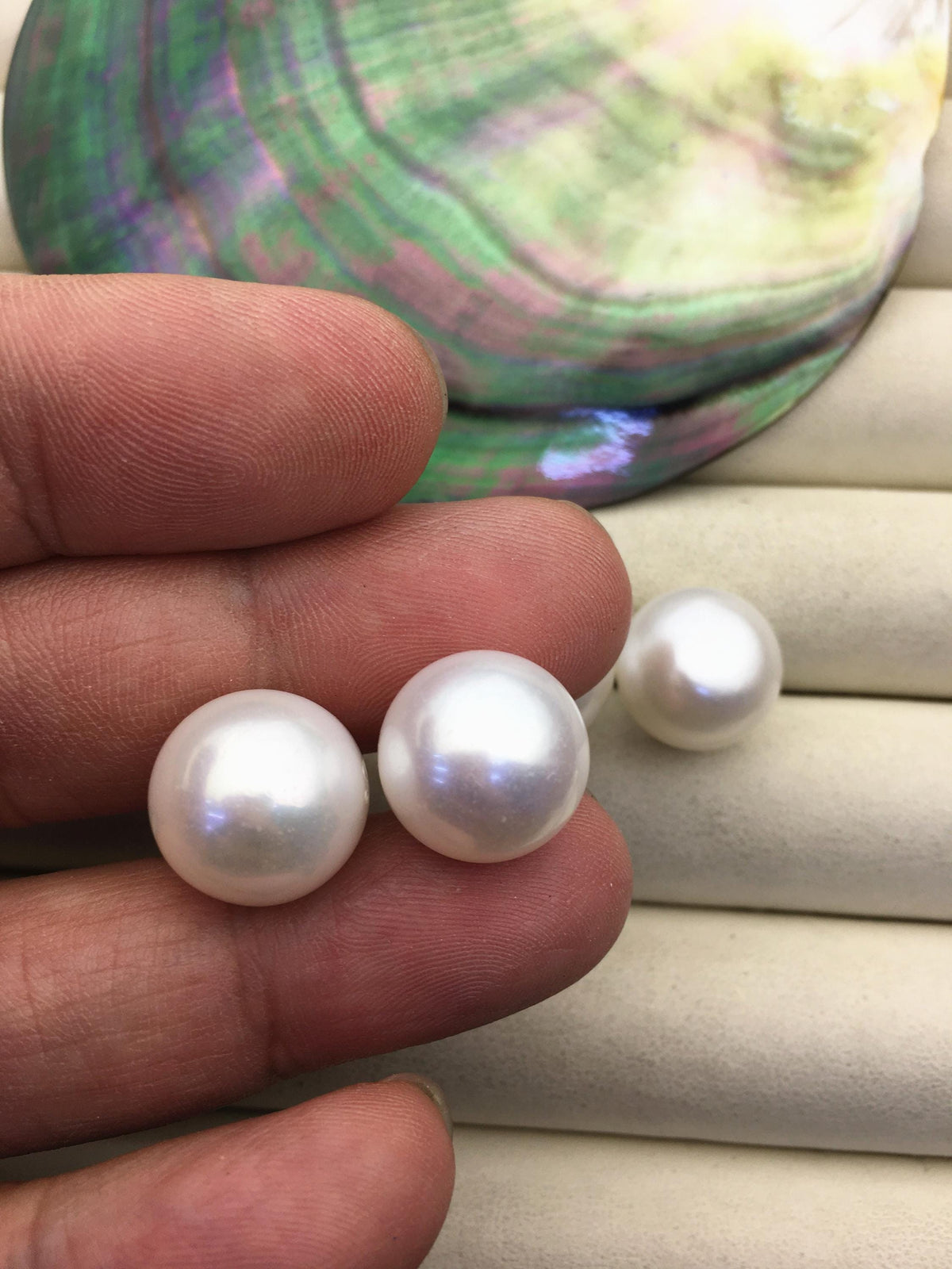1 pair AA+ 14-15mm huge white button round Pearl Stud Earrings,freshwater pearl earrings,Wedding,classic pearl studs,SE1-069-18