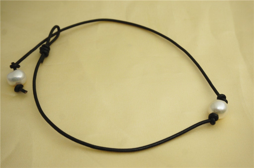 12mm big Round pearl necklace,Leather Pearl Choker, Pearl Leather Necklace, White Freshwater pearl, Black Leather Pearl necklace,Le1-030