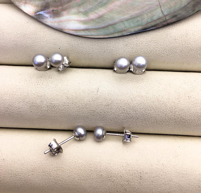1 pair AAA 4-5mm tiny gray pearl stud earrings,Sterling Silver,SE1-010