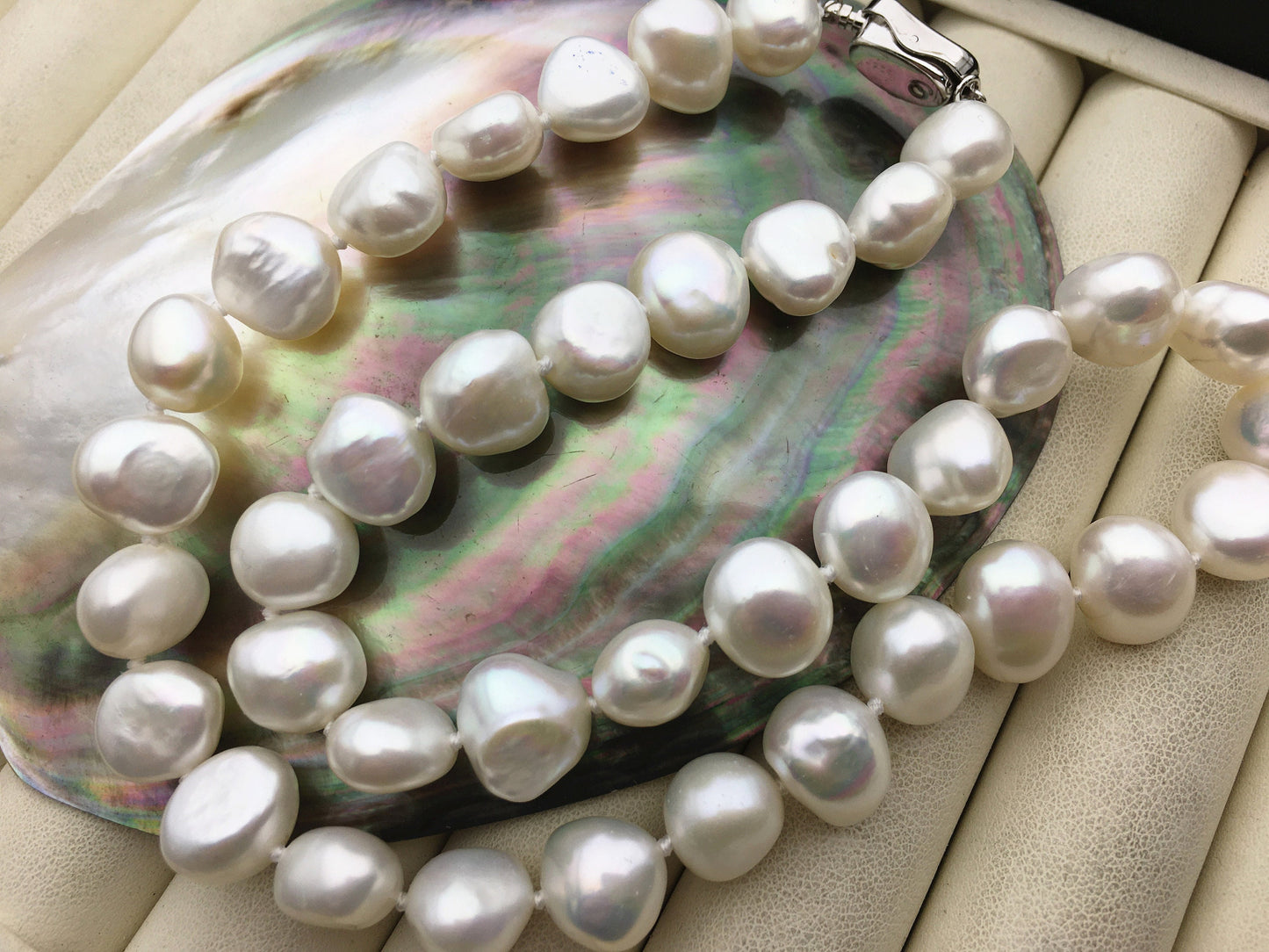 17.5'' AAA 11mm Big White Nugget Freshwater Pearl necklace,NPN1-066