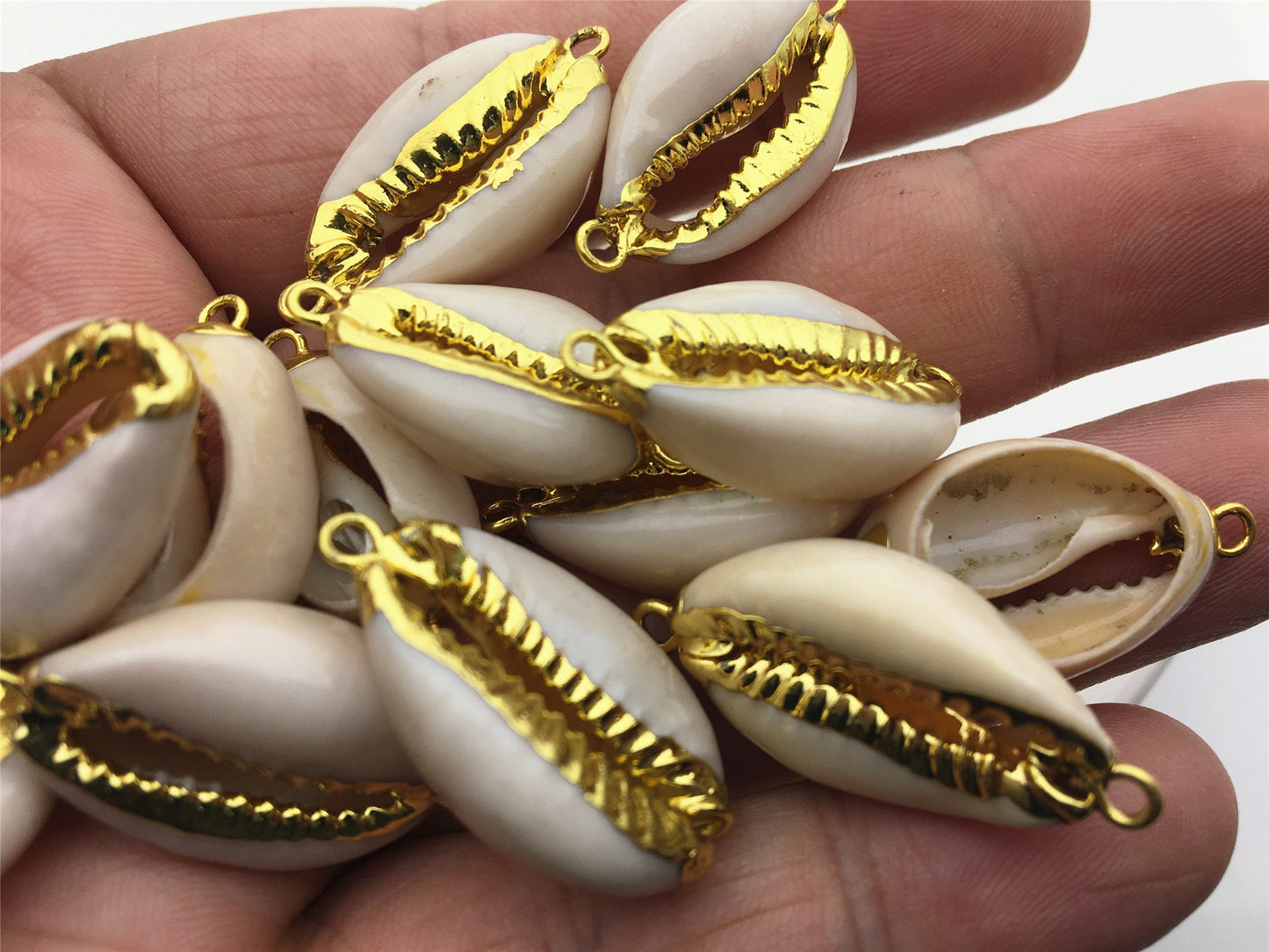 10pcs 14-16x20-22mm White Natural Cowrie Shell Connector Double Bails Sea Shell Beach Shell Handmade Gemstone Charm Making Jewelry,ACC-O-007