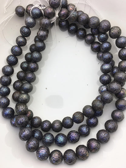 15.5'' AA 11-13mm Black Round Carved Freshwater Pearl - Hand Carved - CAC-T22