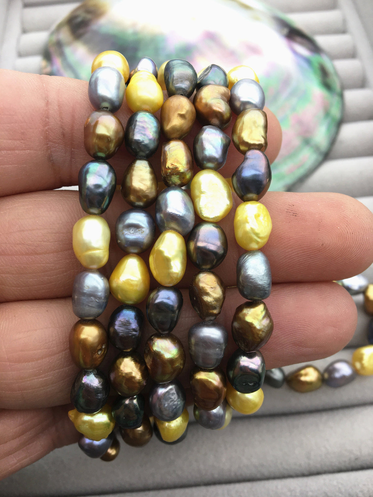 2pcs 7'' 6-7mm misc color nugget Freshwater pearl Elastic string Bracelet,baroque pearl bracelet,B8-042