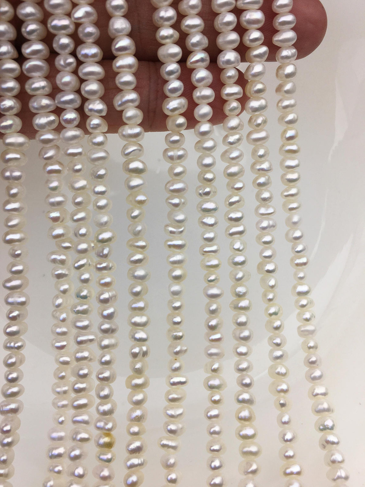 AA+ 4.5-5mm tiny White button round potato freshwater pearls,Rondelle pearl Beads,white freshwater pearl,loose strands,SM4-2A-1
