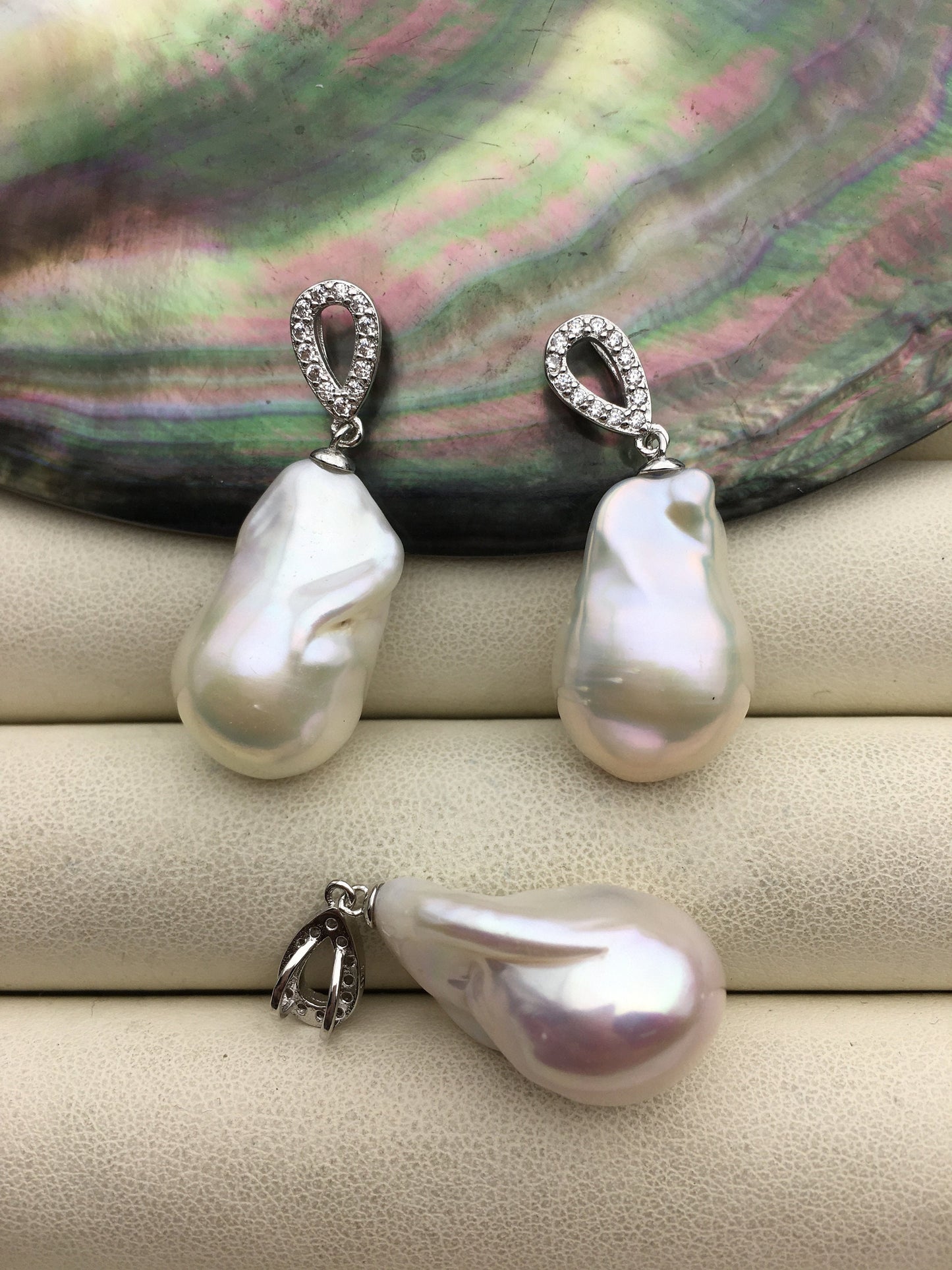 1pc AAA 14-16x25-30mm big white baroque pearl heart pendant necklace,S925 Sterling silver pendant,NC1-041-1