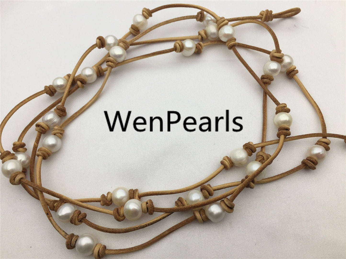 Freshwater Pearl and Leather Necklace,long leather necklace,Light Brwon,Tan Leather Pearl necklace,Leather pearl necklace,Le3-050