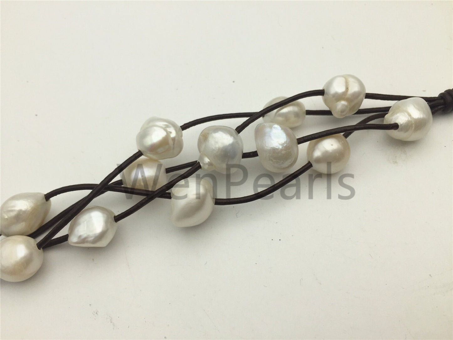 13-15mm very very big pearl - 4 rows Leather Pearls Bracelet - Genuine freshwater pearl - Real leather - Le7-082