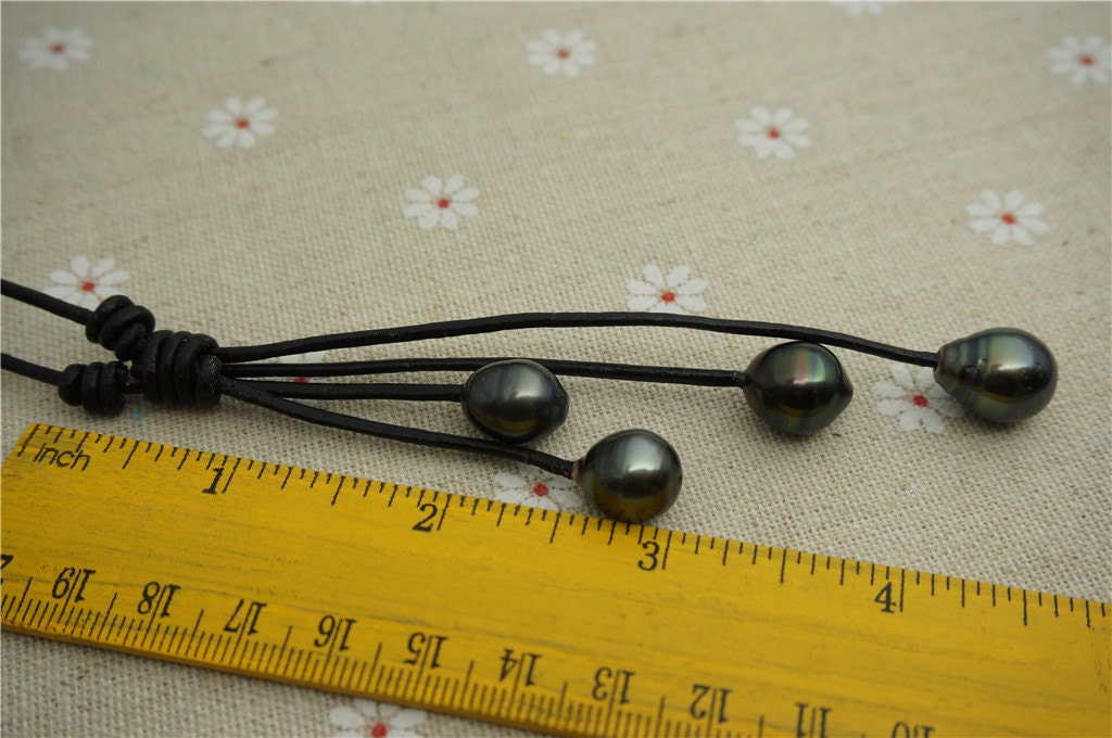 30% OFF,Tahitian pearl neklace,Pearl and Leather Lariat Necklace,Light Brwon Leather Pearl necklace,Sea pearl,Black pearl necklace,Le11-006
