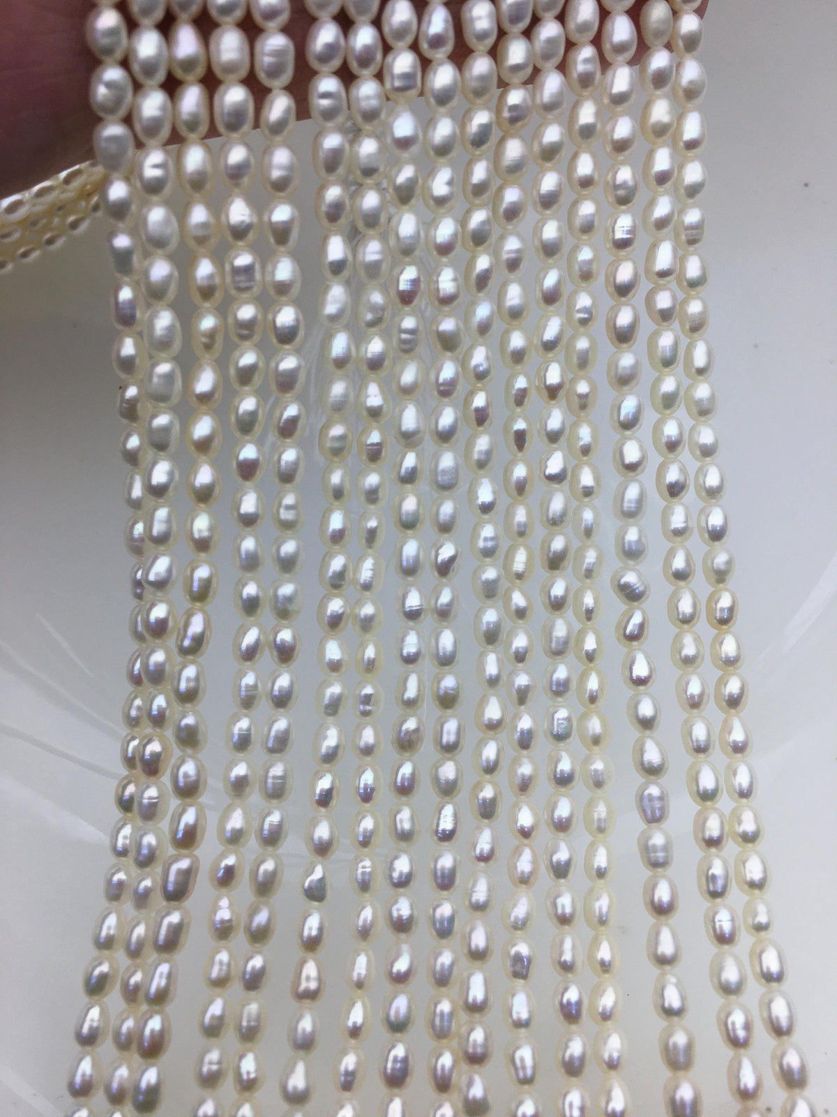 AAA- 3-3.5x4-5.5mm white rice pearls,full strand,oval loose pearl beads,diy pearl,genuine pearl,Cultured pearl,diy pearl beads,LR3-2A-1