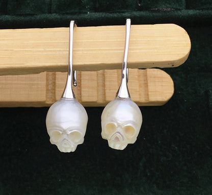 AAA 8mm white/Gray/Black HandMade Carved Skull Freshwater Pearl Dangle Earrings,Pearl Earrings for Women Girls,SE3-027-2