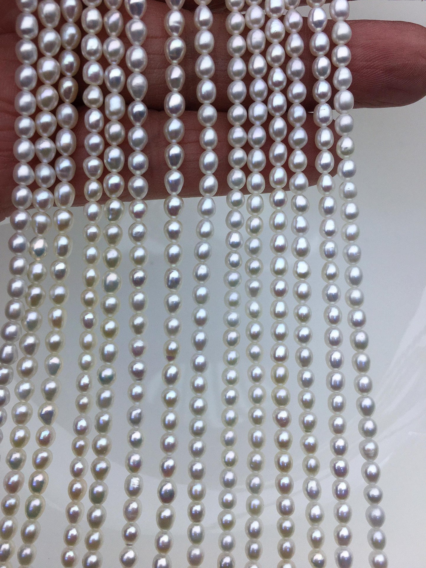 AAA 3.5-4x4-5mm white short rice pearls,full strand,oval loose pearl beads,diy pearl beads,genuine pearl,Cultured pearl,LR3-3A-33