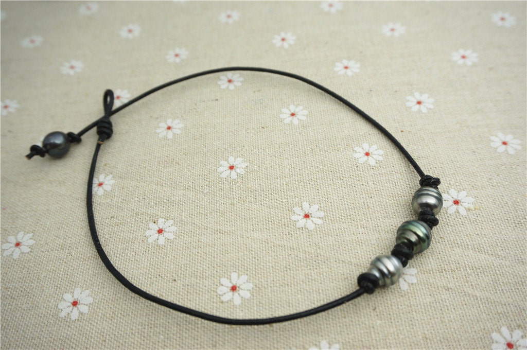 HandMade Fashion Three Tahitian pearl Leather Choker Necklace, men or women choker, Black Leather Pearl necklace,Le11-007