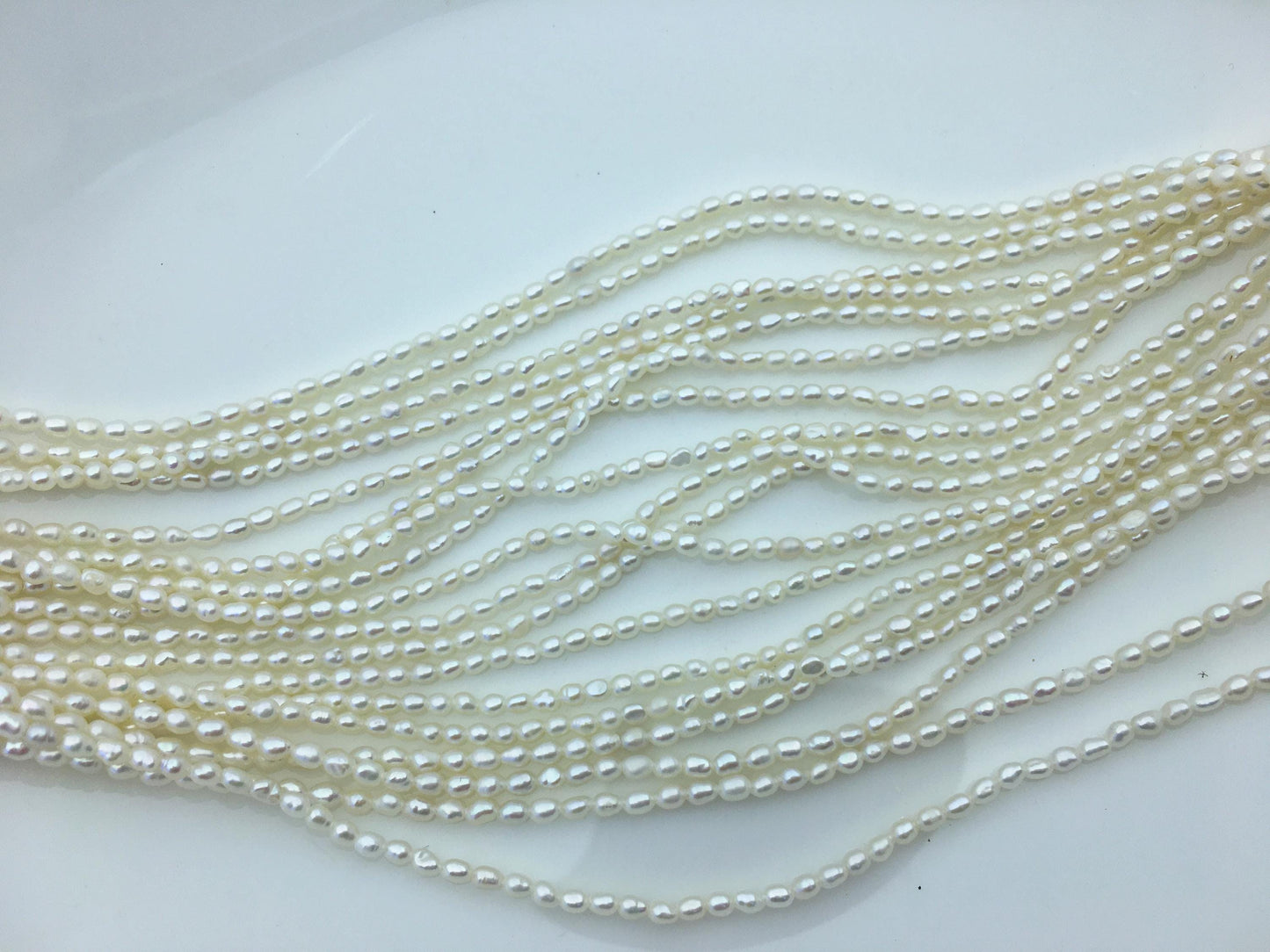 AA+ 2.5-2.8*3-4mm white rice pearls,oval loose pearl beads,diy pearl,genuine pearl,Cultured pearl,diy pearl beads,LR2-2A-1