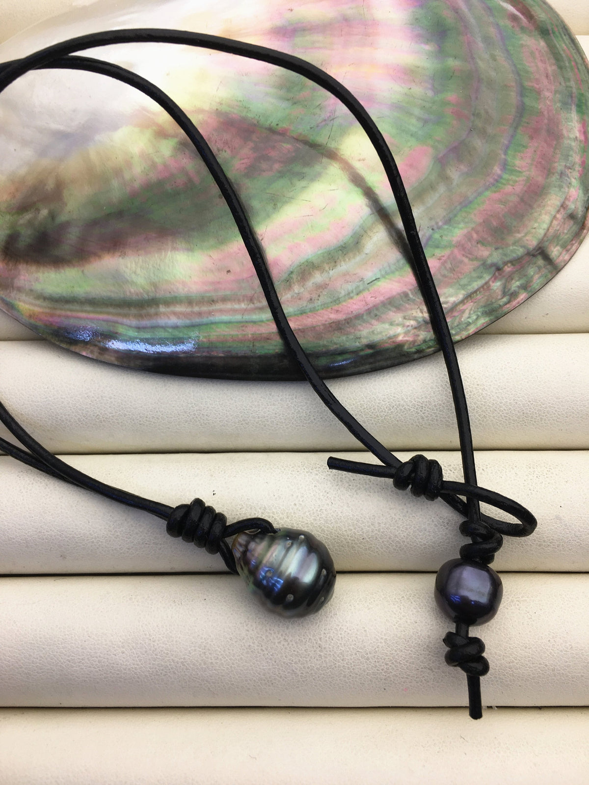 12-14mm Huge Teardrop Drop Tahitian Pearl Leather Necklace,Pearl Leather Necklace,Black Pearl,Black Leather Pearl necklace,Le11-019