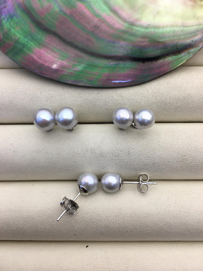 AA 7-8mm gray akoya round seawater pearl stud earrings,sterling silver metal,SE3-109-18
