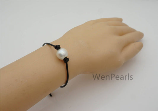 Single Very Big Pearl and Leather bracelet, White Freshwater pearl, Black Leather Pearl bracelet, Select Leather Color,Le7-183