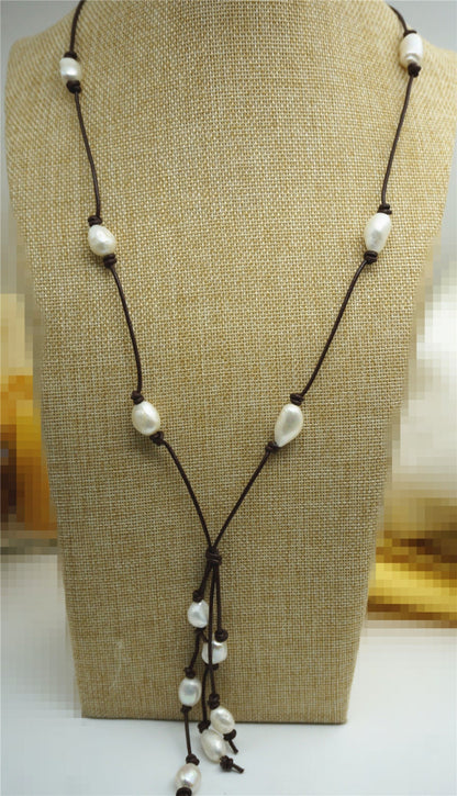 Long Freshwater Pearl and Leather Lariat Necklace,white pearl necklace brown Leather Pearl necklace,Leather baroque pearl necklace,Le1-005