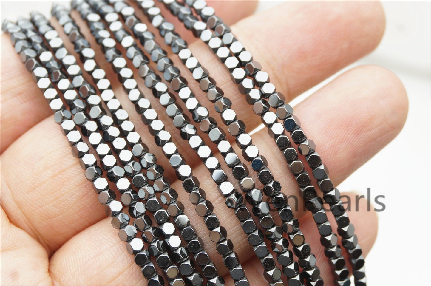 Hematite,2x2mm eight faceted Beads,AAA, 170 beads,15.5 inches,G50-OTH22-001
