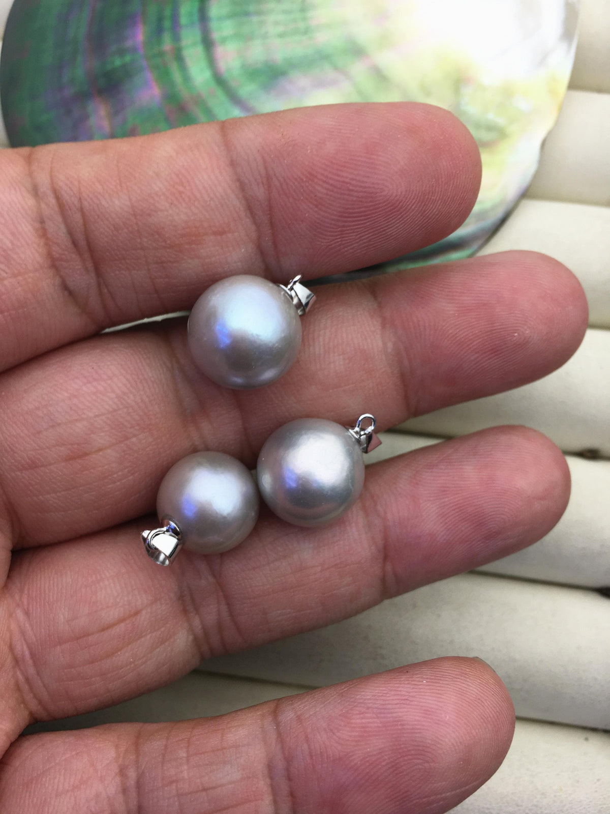 1pc AAA- 12-13mm big gray round freshwater pearl pendant,- NC1-027-2