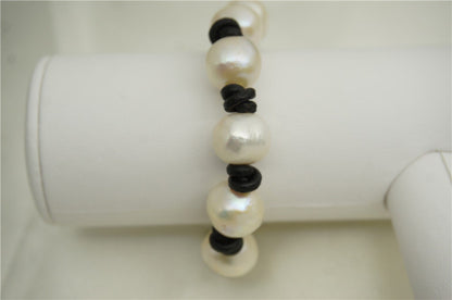 11mm big pearl bracelet,Leather Pearls Bracelet, Handmade Cuff,White Pearls on Brown Leather,Black leather bracelet,Le7-031