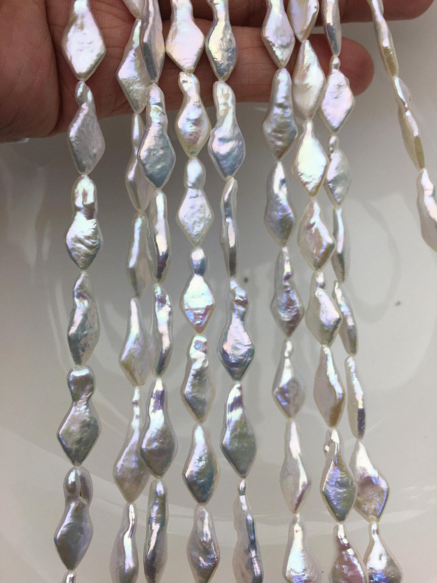AAA 8-10x15-17mm White diamond Shape Freshwater Pearl,ZS-103-25