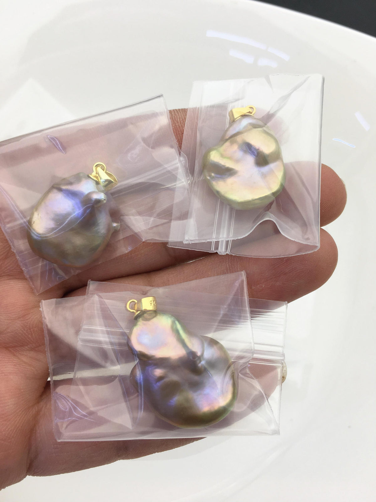 1pc AAA 15-20mm Huge Natural Rainbow Baroque Coin Baroque pearl pendant,NC1-028