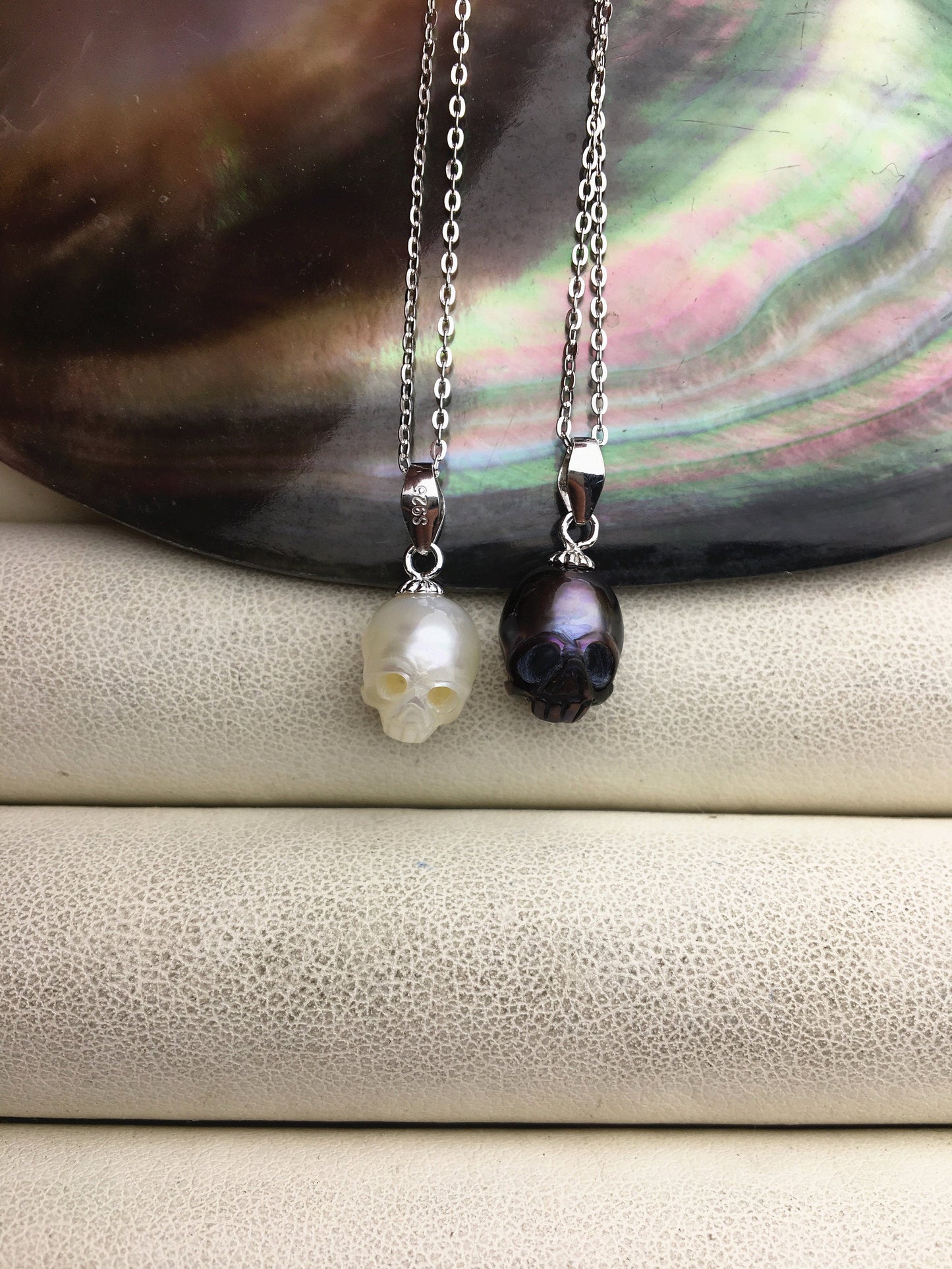 AAA 8mm white/pink/purple/gray/black handmade carved skull freshwater pearl pendant necklace,S925 Sterling silver pendant,NC1-012-9