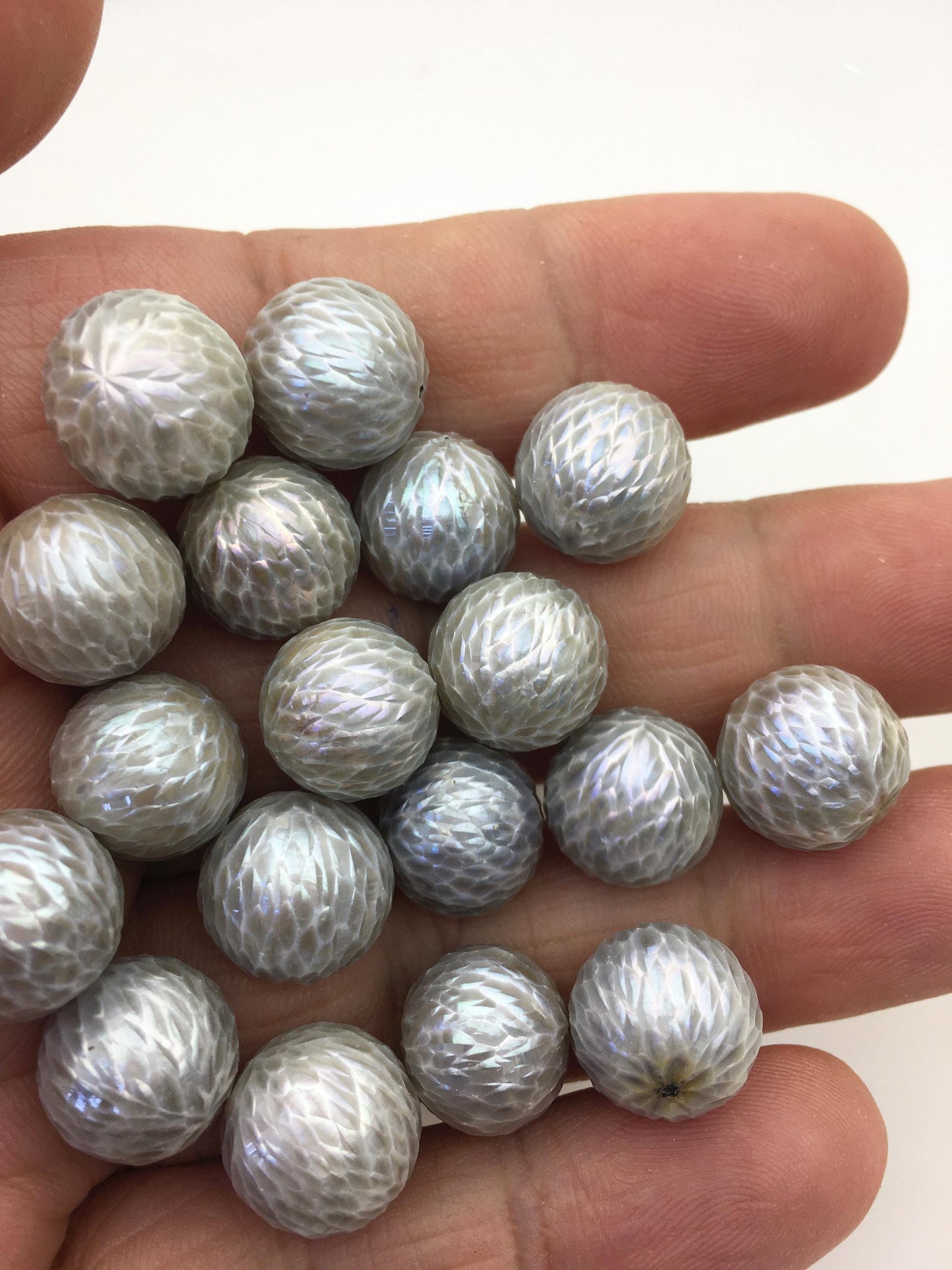 Shine!1pc AA+ 11-16mm Gray Near Round Carved Freshwater Pearl - no hole - Hand Carved - CAC-T1
