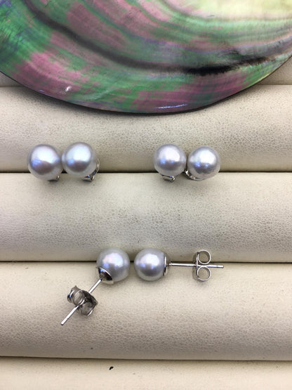 AA 7-8mm gray akoya round seawater pearl stud earrings,sterling silver metal,SE3-109-18