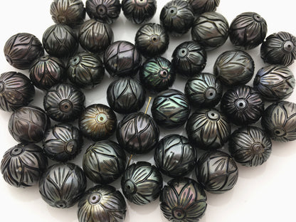 1pc 10-14mm Round Carved Tahitian Pearl - Hand Carved - Tattoo Tahitian Pearls, carved pearls, flower designs,CAC-FLW-9-8