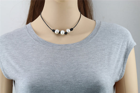 THREE pearls necklace,Leather Pearl Choker, Pearl Leather Necklace, White Freshwater pearl, Birthday, Black Leather Pearl necklace,Le3-026
