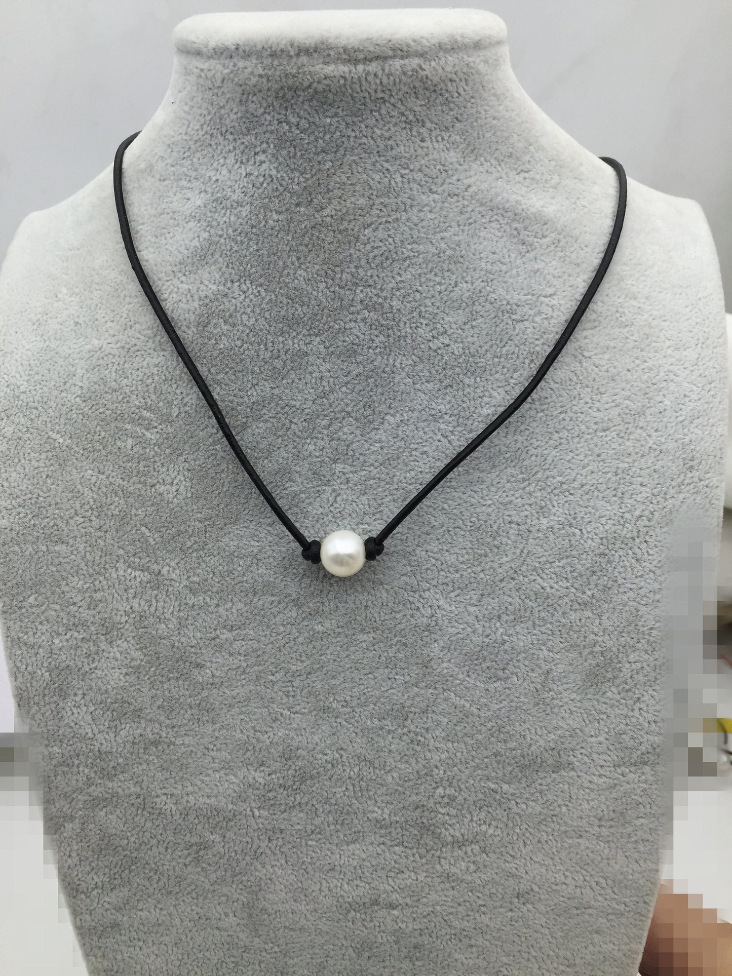 Leather Pearl Choker,AA Pearl,Pearl Leather Necklace, bracelet,White Freshwater pearl, Black Leather Pearl necklace,Le3-035