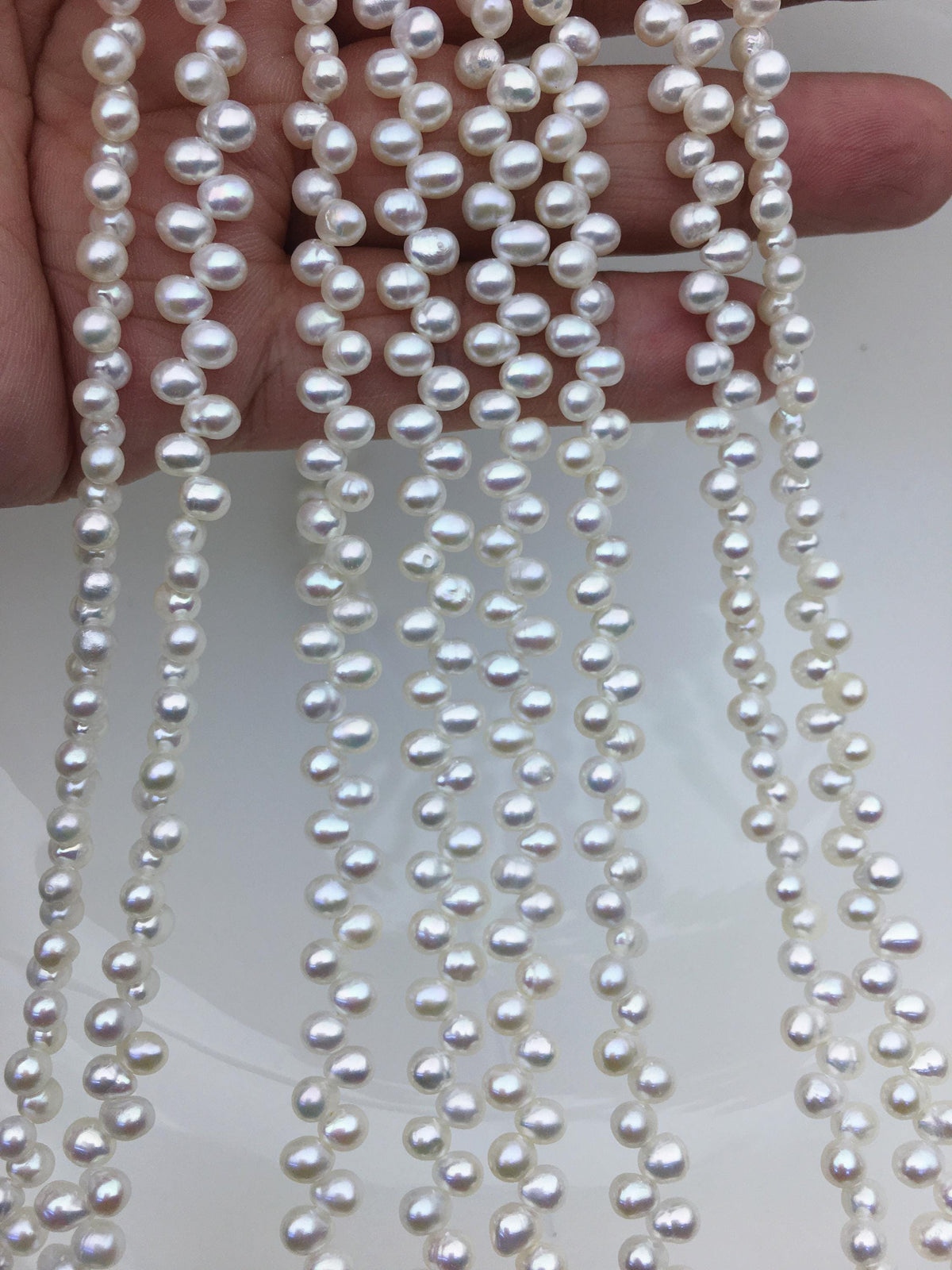 AAA 4.5-5mm white rice freshwater pearls,Cultured white rice freshwater pearls beads strand,Valentine's Day gift,LR4-3A-44