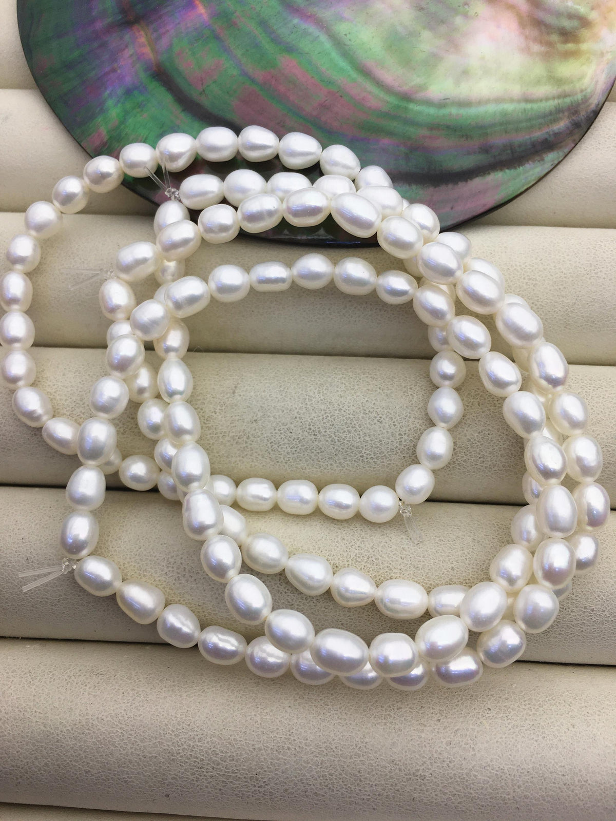 2pc 7 inchs AAA 4.5-5mm small white rice Freshwater pearl Elastic string Bracelet,B8-038