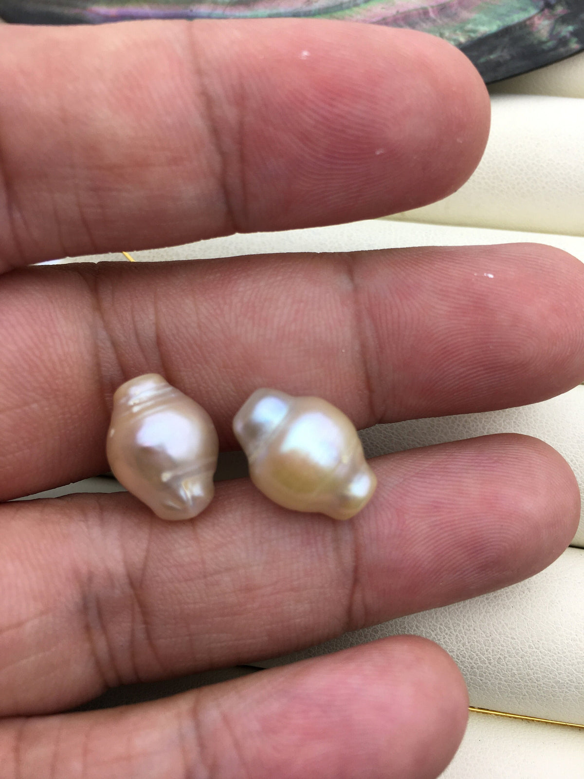 2pairs AA 11-12mm White baroque Freshwater Pearl loose Beads Pair,0.8mm through hole,ZS-103-37-18